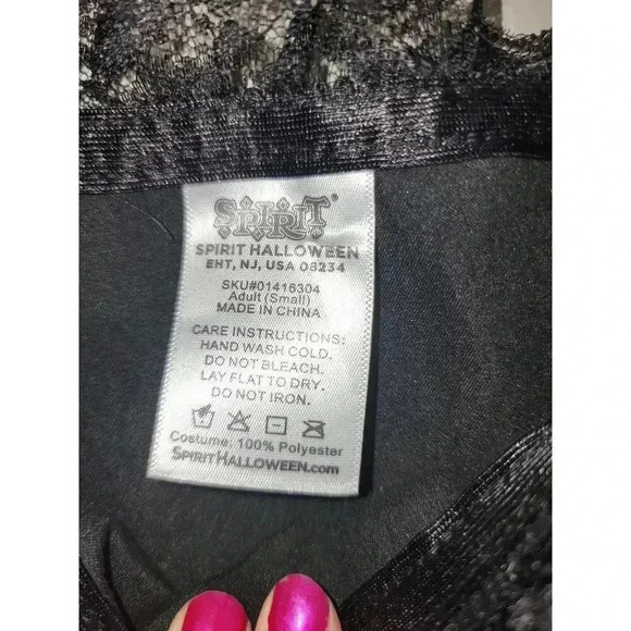 Vintage Style / Vampire Corset Top - Picture 5 of 5